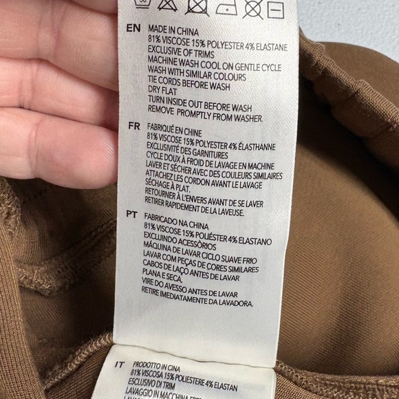 Varley - Ollie High Rise Shorts - Picture 8 of 8